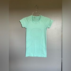 Lululemon swiftly tech size 2